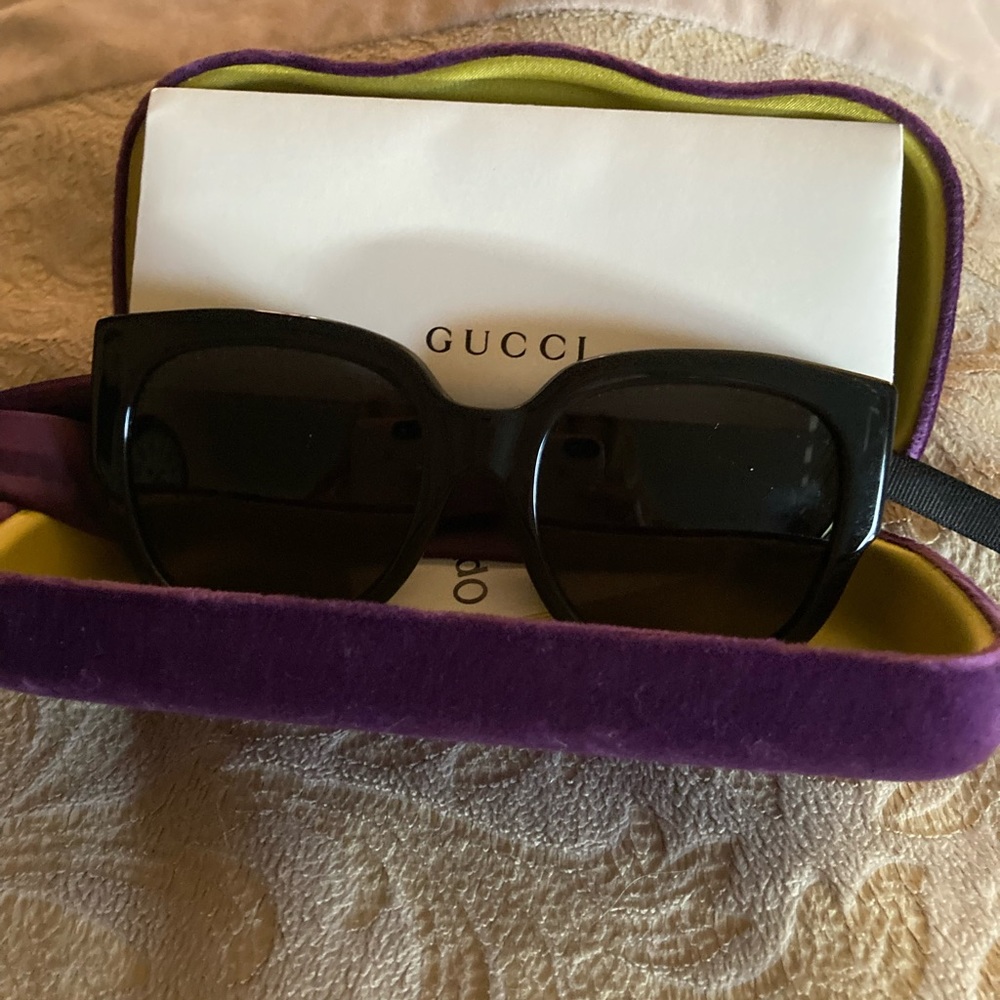Gucci sunglasses brand new never worn